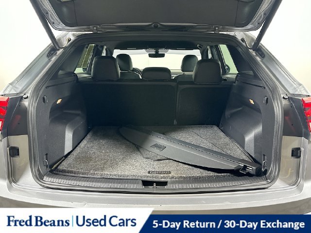 Used 2023 Volkswagen Atlas Cross Sport SE w/ Black Wheel Package AWD/4WD image 32