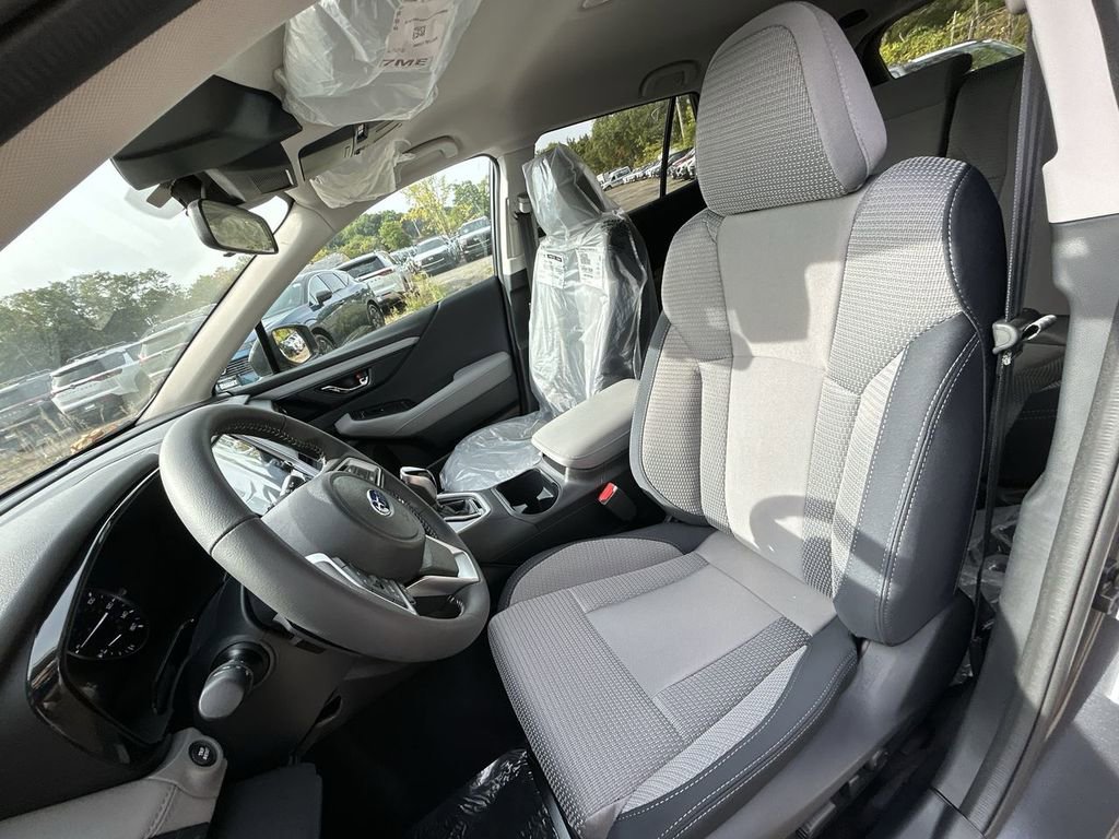 Certified 2025 Subaru Outback Premium AWD/4WD image 11