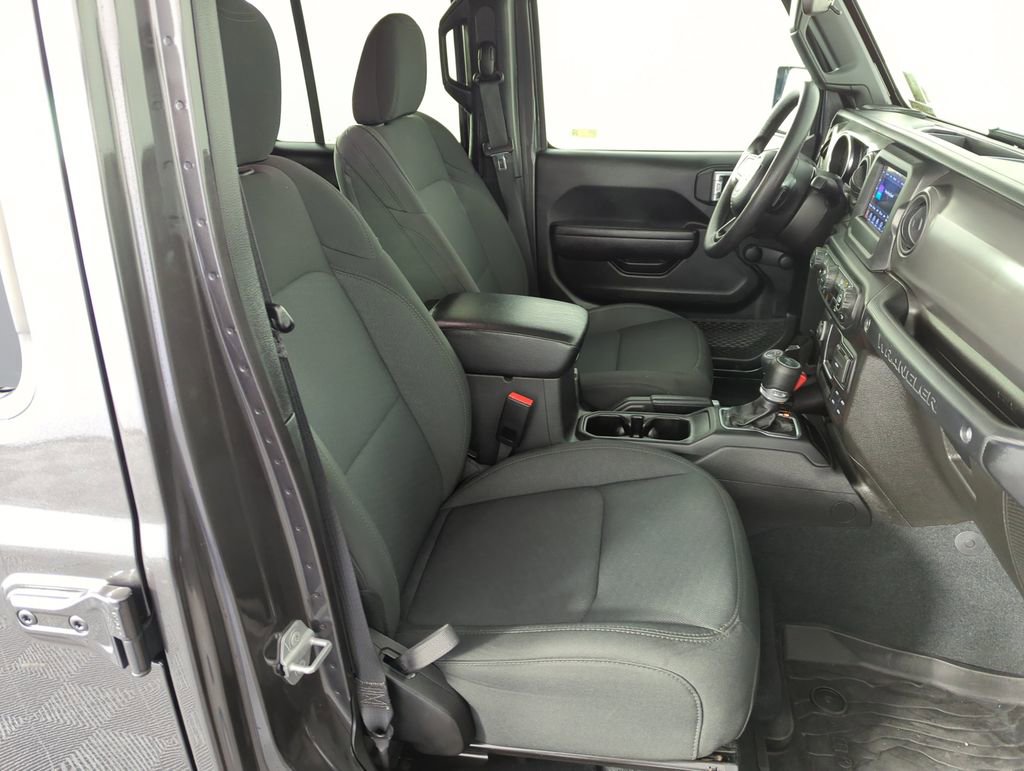 Used 2022 Jeep Wrangler Unlimited Willys image 32