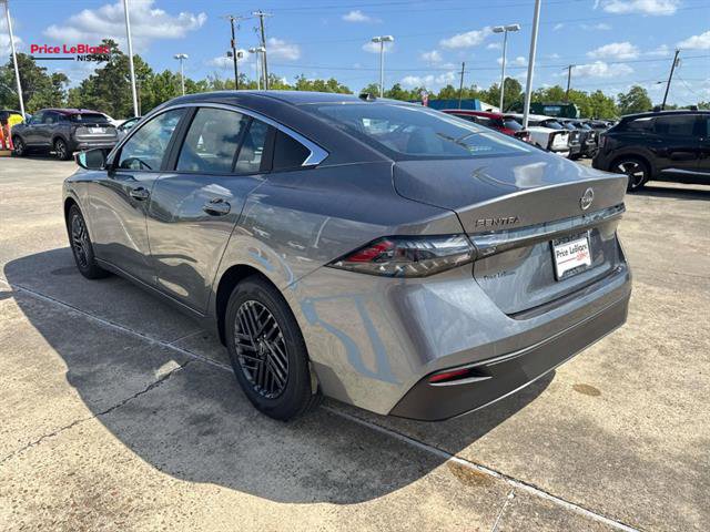 Used 2026 Nissan Sentra SV w/ Floor Mat Package FWD image 5