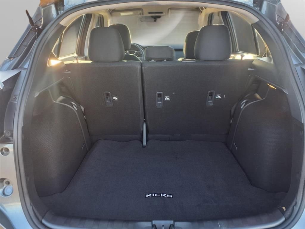 Used 2025 Nissan Kicks Play S image 25