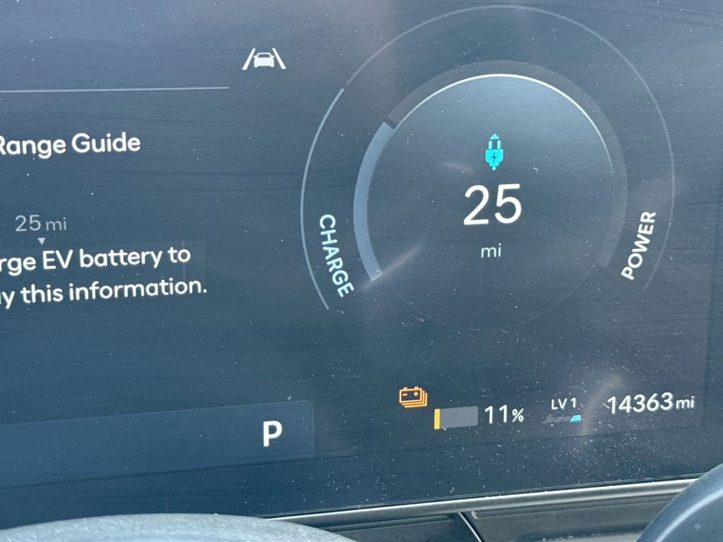 Used 2025 Hyundai Kona SEL image 10