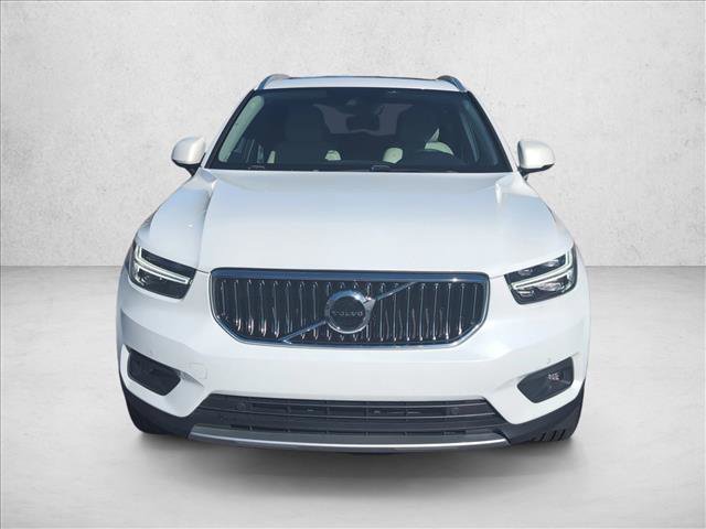Used 2021 Volvo XC40 T5 Inscription w/ Climate Package image 2
