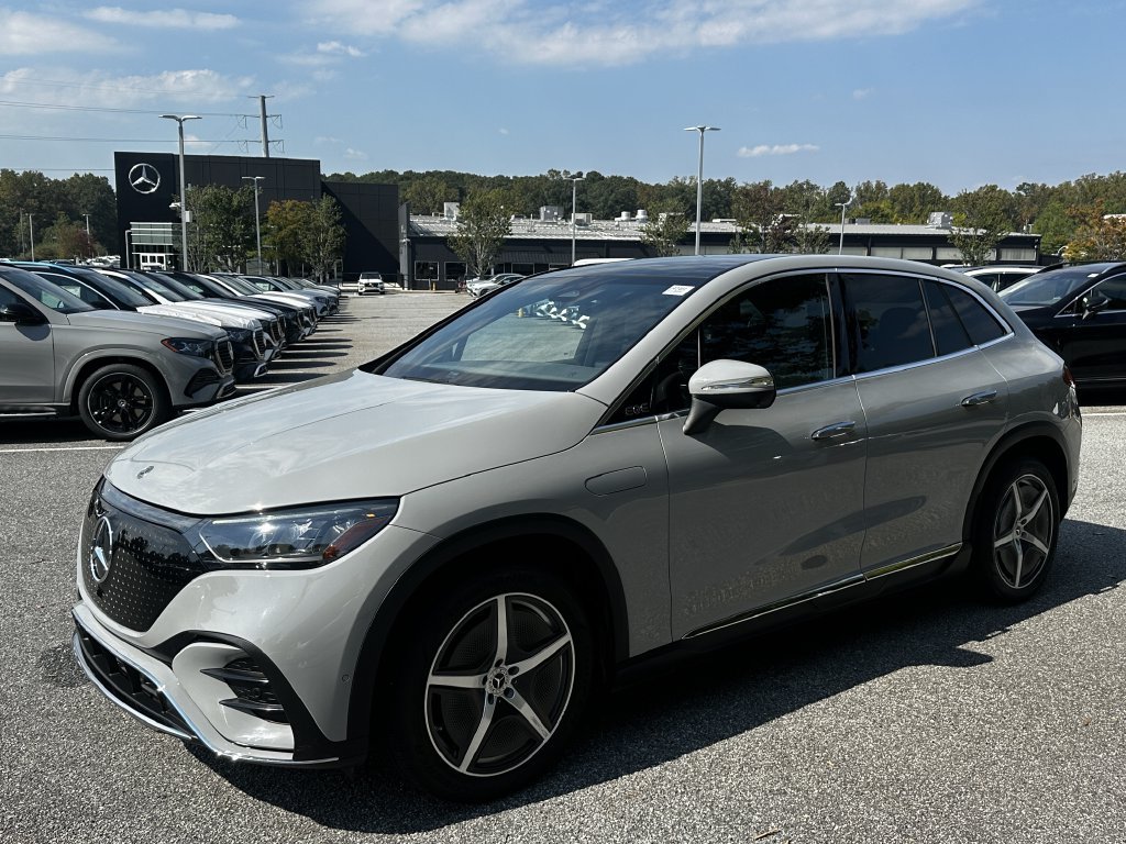 Certified 2023 Mercedes-Benz EQE 350+ SUV image 4