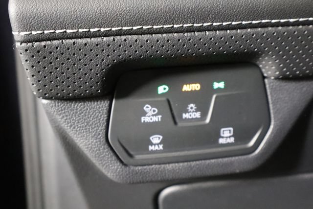 Used 2026 Volkswagen Atlas SE FWD image 20
