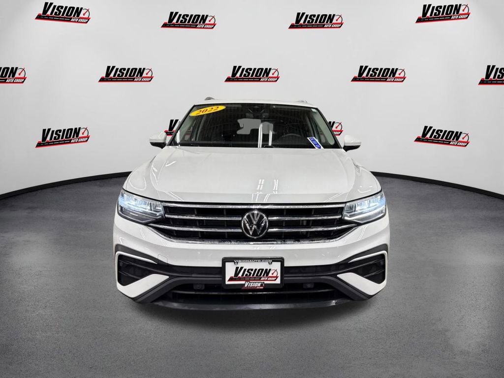 Used 2022 Volkswagen Tiguan SE video 2
