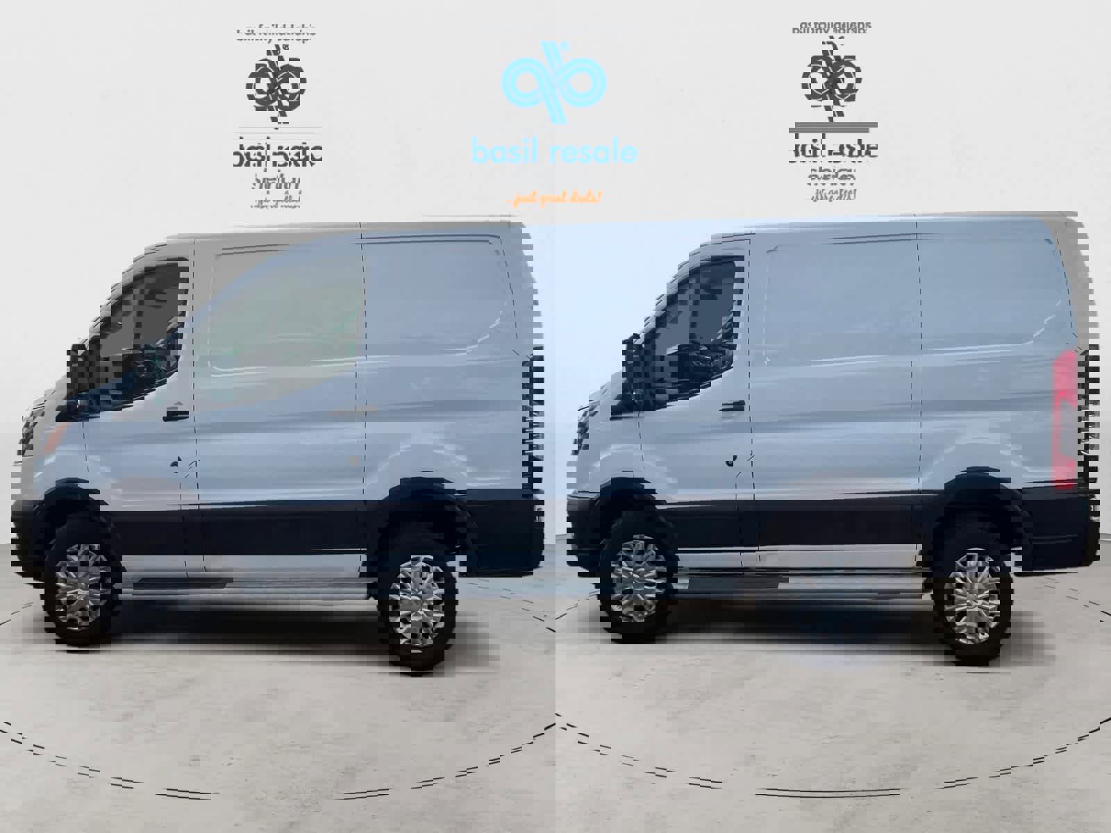 Used 2023 Ford Transit 250 Low Roof w/ Exterior Upgrade Package image 3