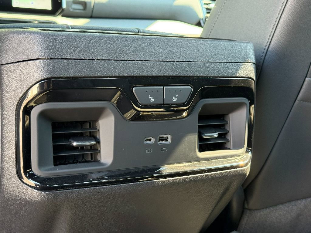 New 2026 GMC Sierra 1500 AT4 w/ AT4 Premium Package image 28