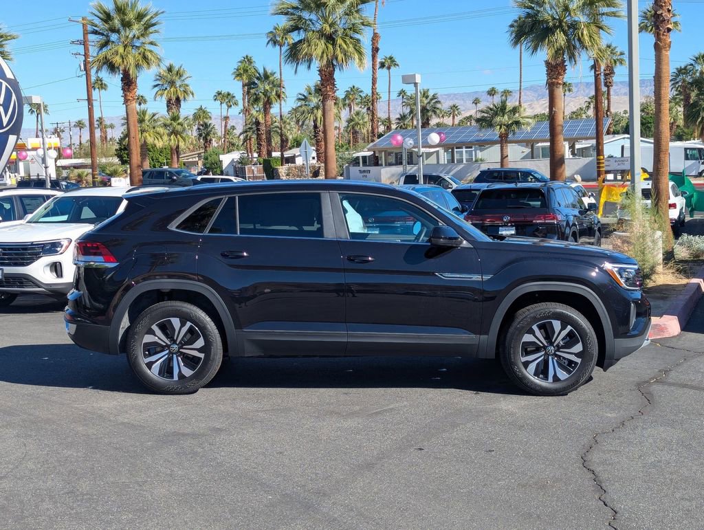 New 2026 Volkswagen Atlas Cross Sport SE image 2