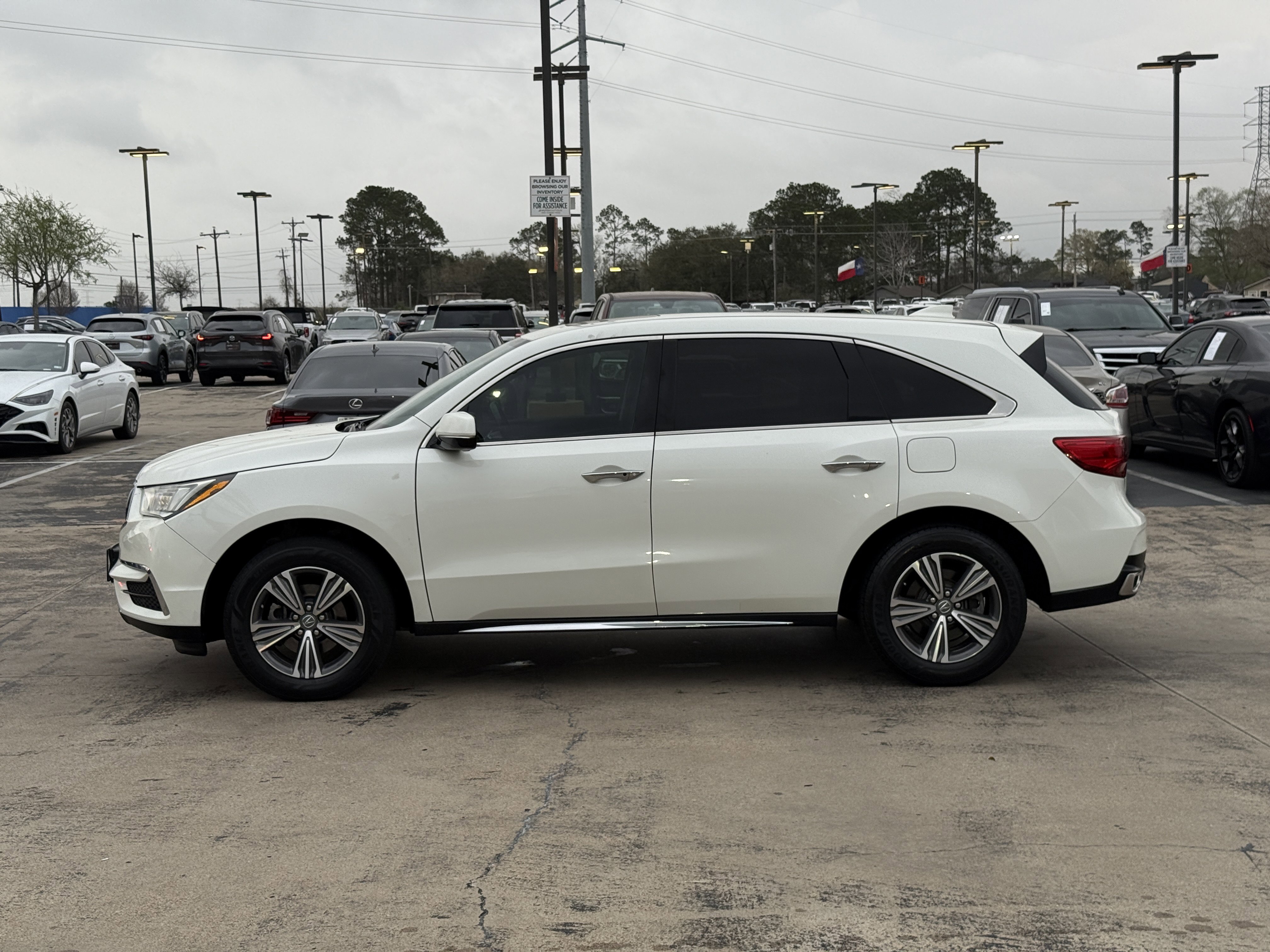 Used 2019 Acura MDX FWD image 12