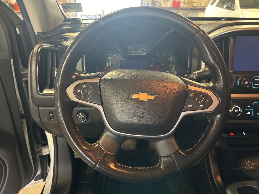 Used 2018 Chevrolet Colorado LT w/ LT Convenience Package image 16
