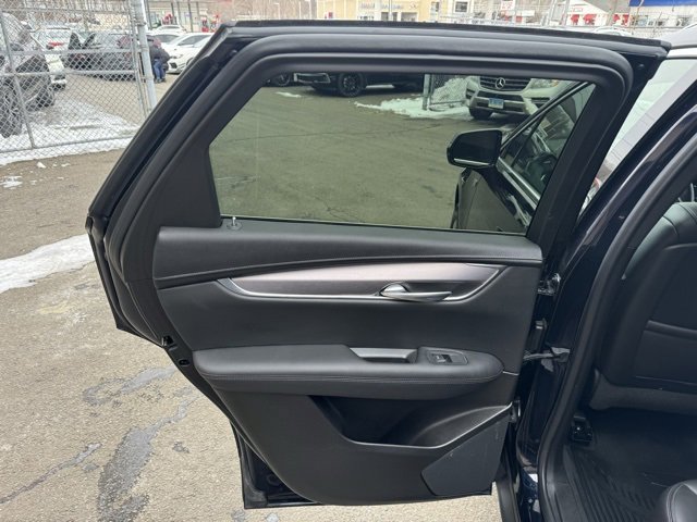 Used 2021 Cadillac XT5 Luxury image 17