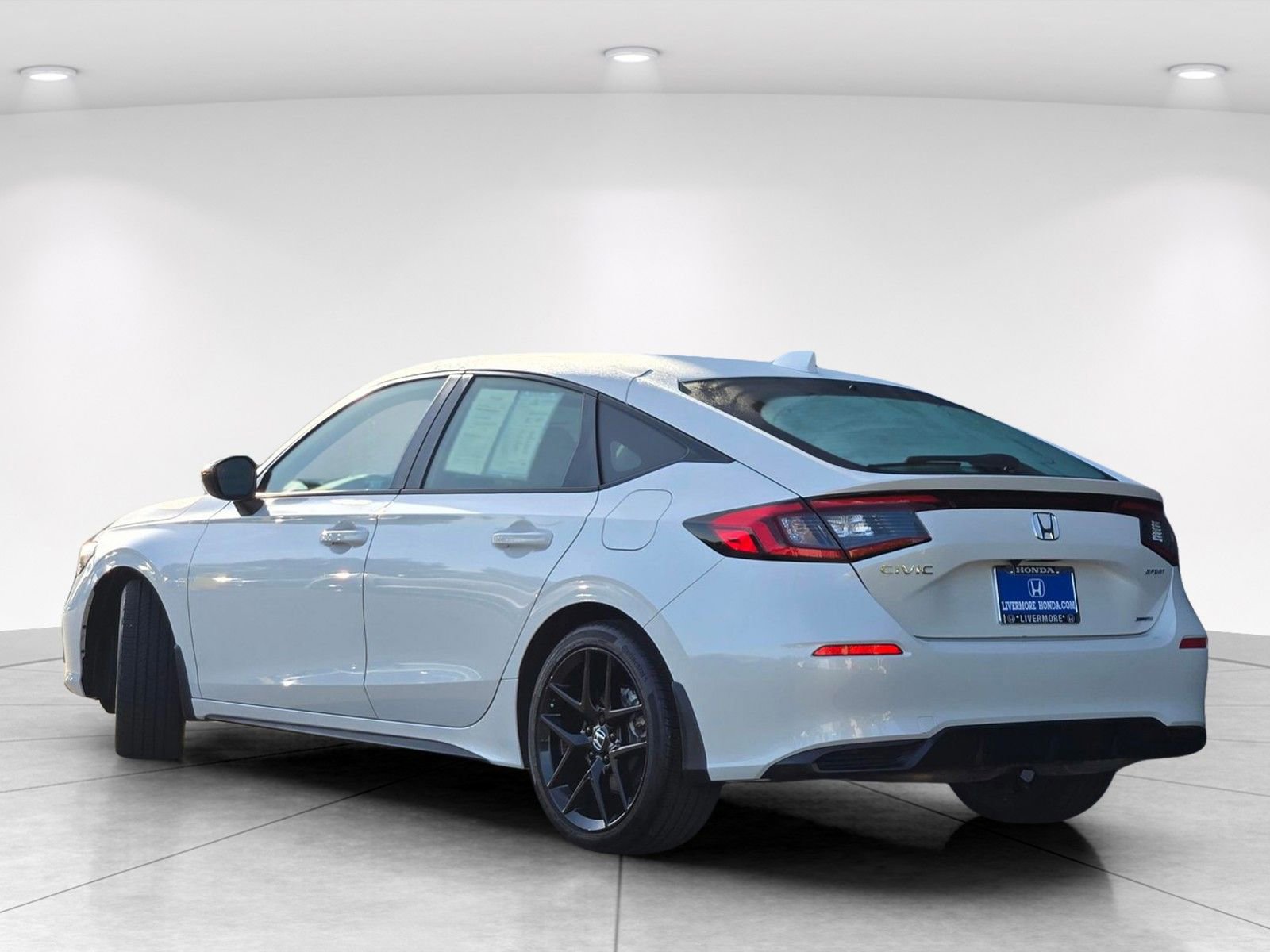 Used 2025 Honda Civic Sport image 4