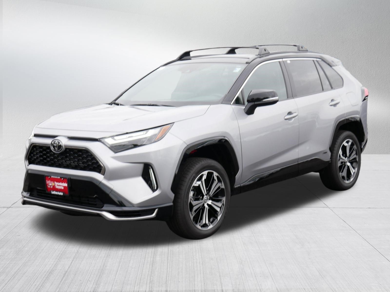 Certified 2025 Toyota RAV4 XSE w/ Weather Package AWD/4WD image 3