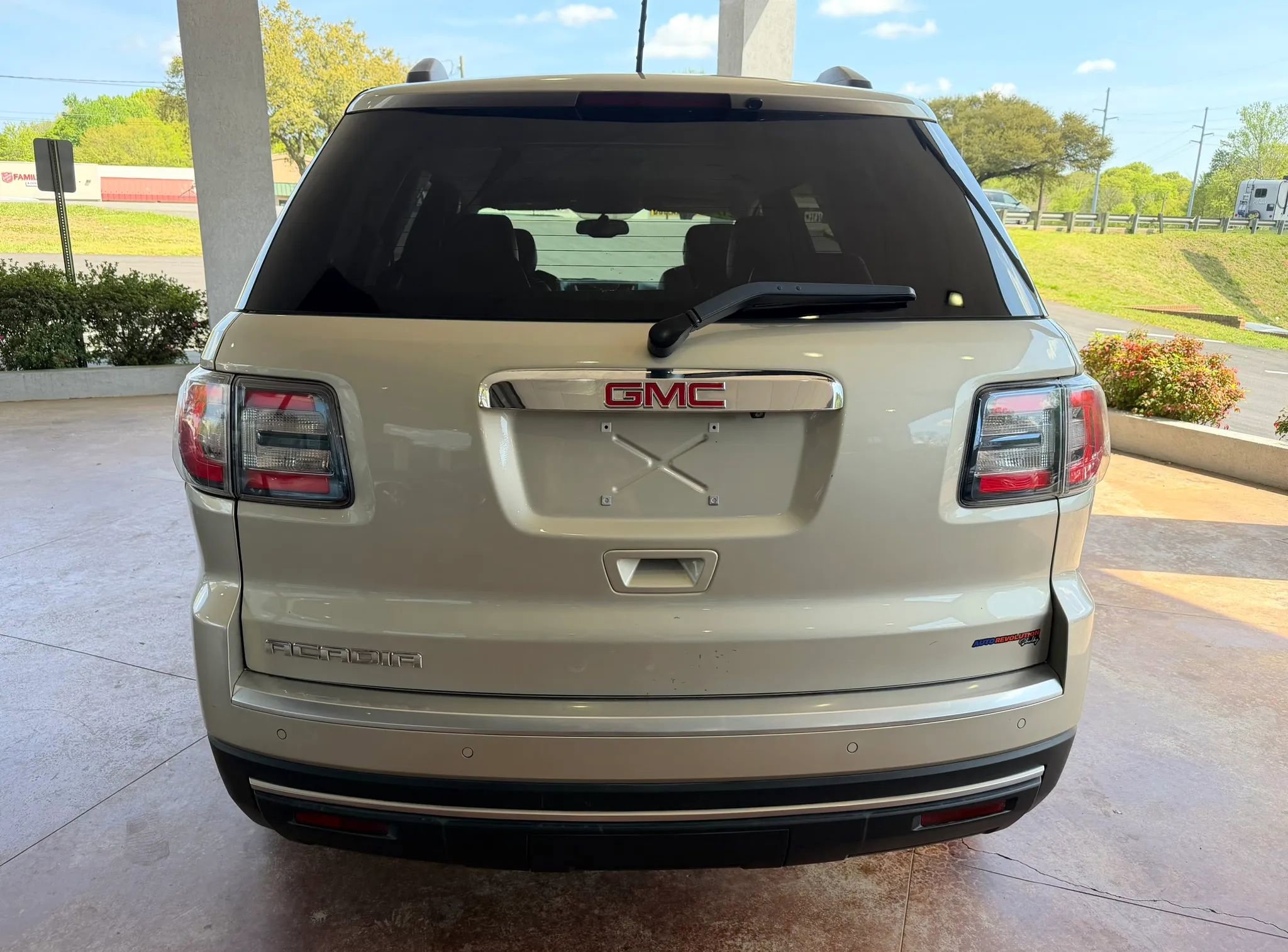Used 2015 GMC Acadia SLT FWD image 5
