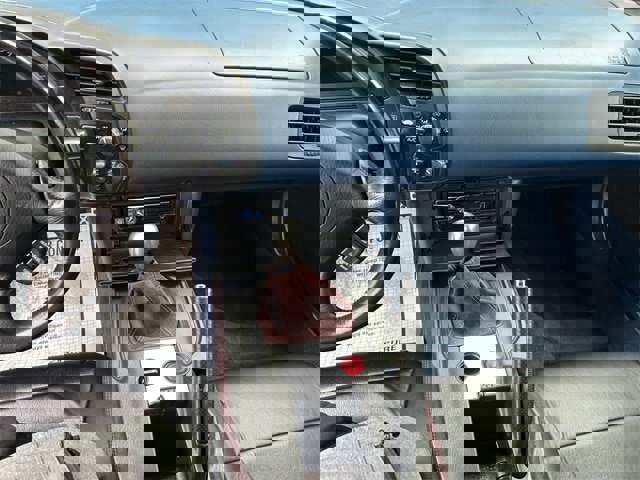 Used 2004 Honda S2000 image 11