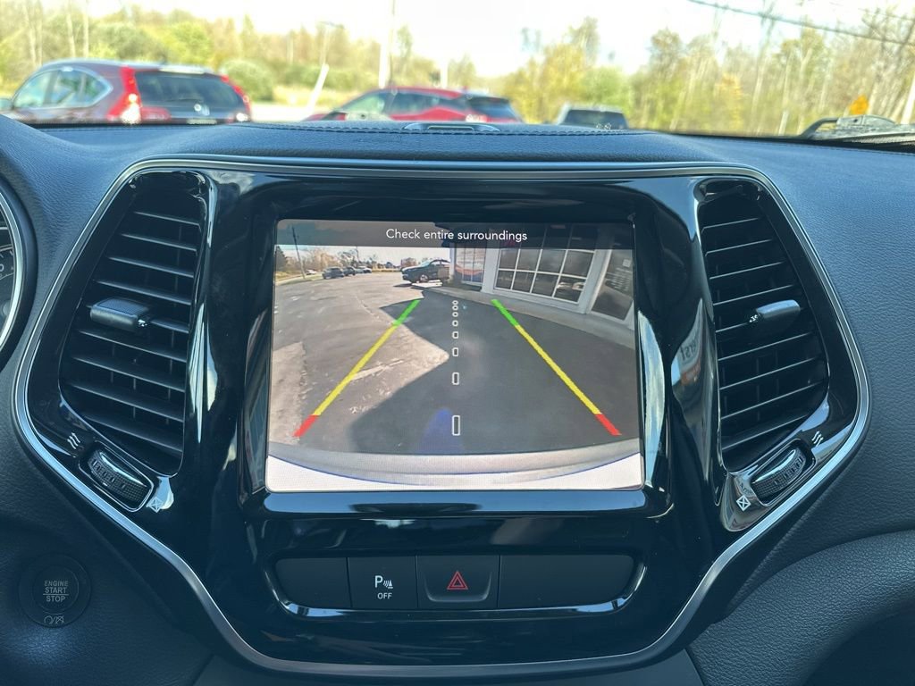 Used 2019 Jeep Cherokee Limited image 19