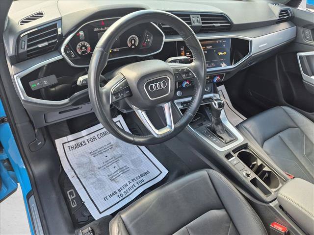 Used 2020 Audi Q3 2.0T Premium Plus w/ Premium Plus Package AWD/4WD image 10