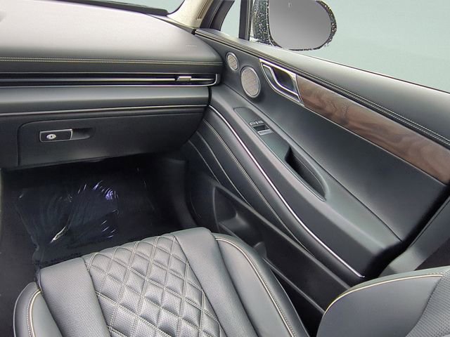 Certified 2024 Genesis GV80 3.5T Prestige Signature image 13