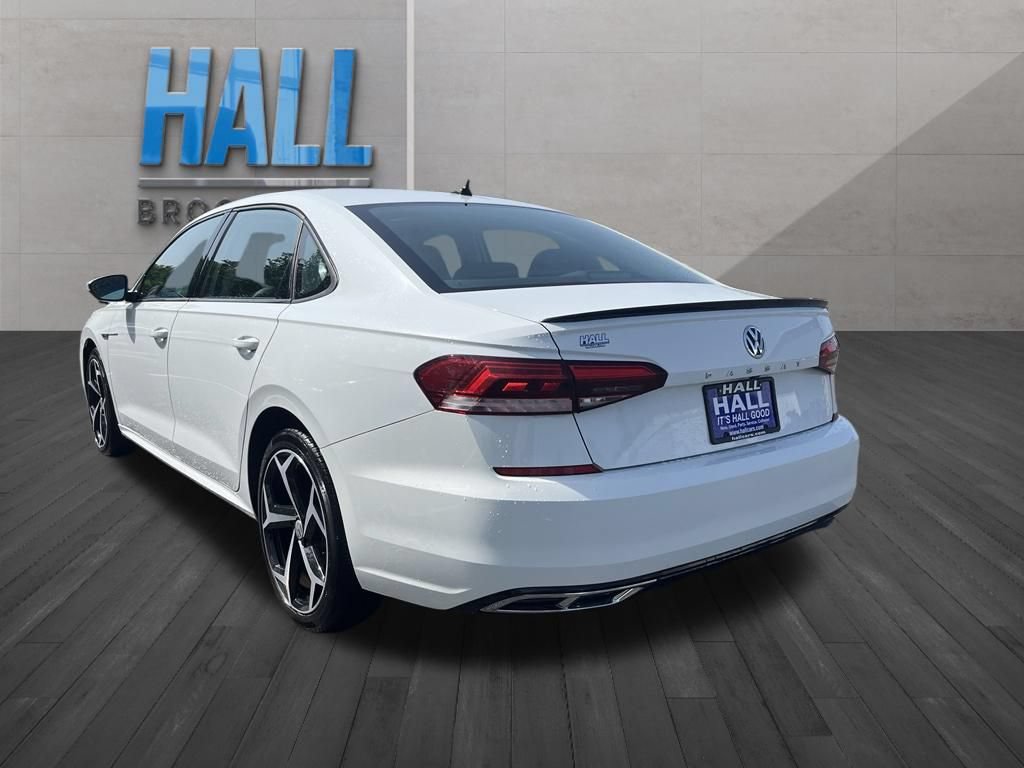 Certified 2020 Volkswagen Passat 2.0T R-Line FWD image 4