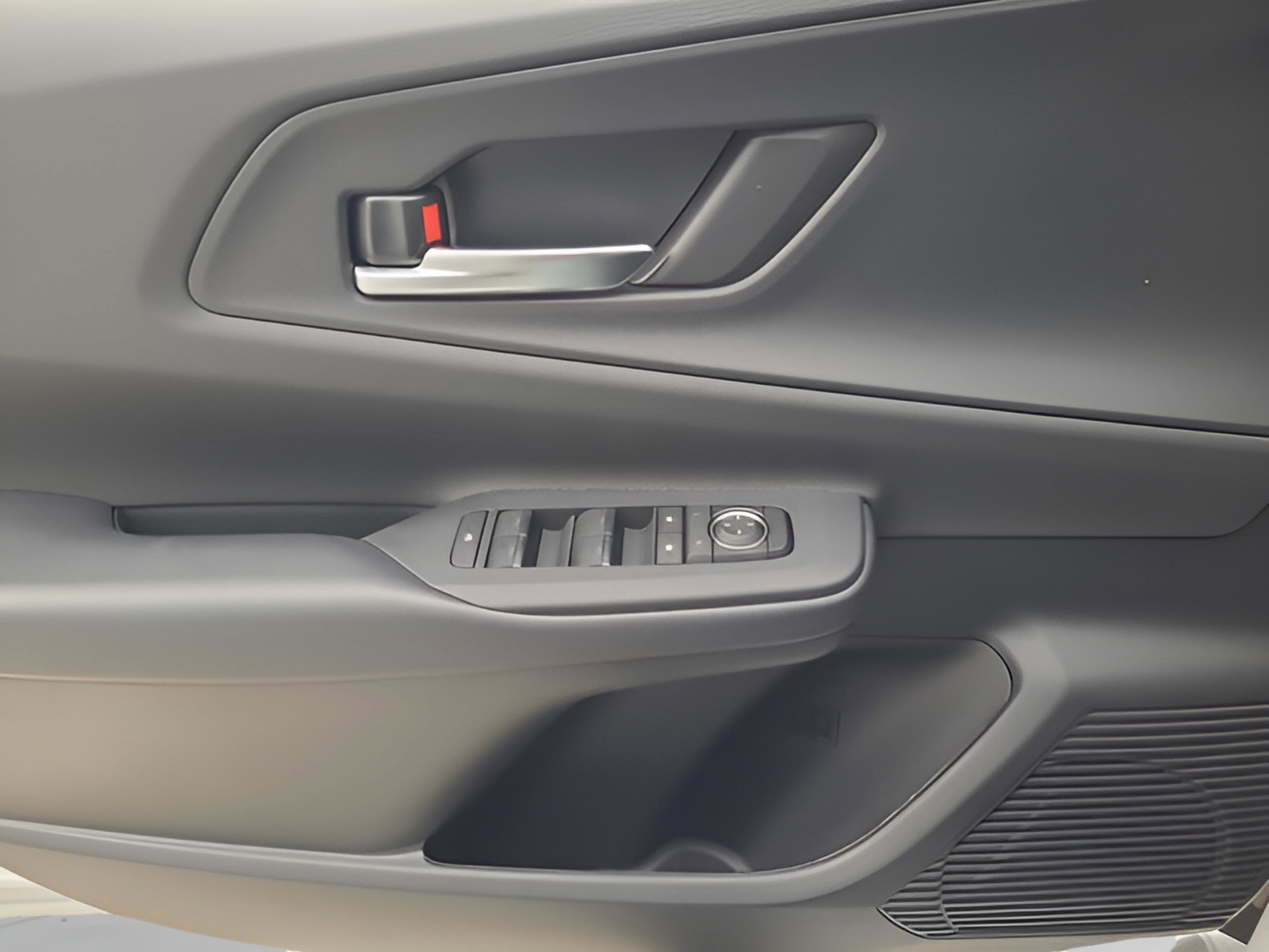 New 2026 Toyota Prius Plug-In Hybrid FWD image 23