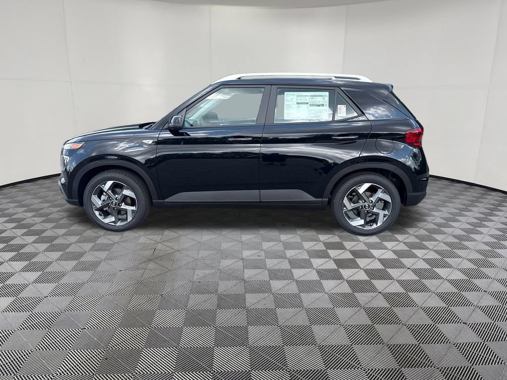 New 2026 Hyundai Venue SEL FWD image 9