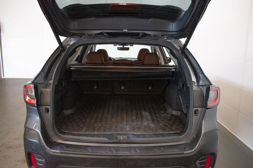 Used 2021 Subaru Outback Touring XT AWD/4WD image 25