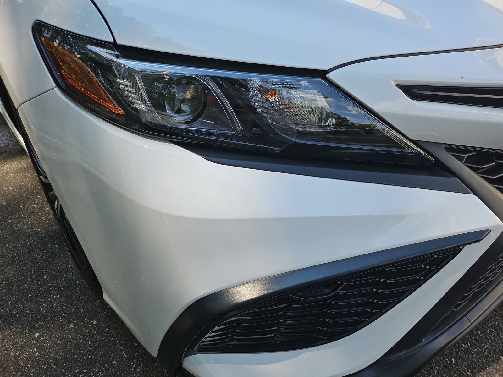 Used 2023 Toyota Camry SE FWD image 13