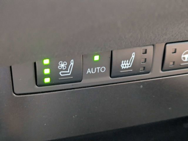 Used 2024 Lexus ES 350 w/ Premium Package FWD image 20