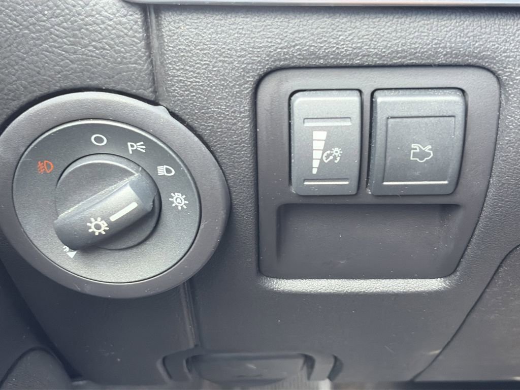 Used 2012 Lincoln MKZ FWD image 23