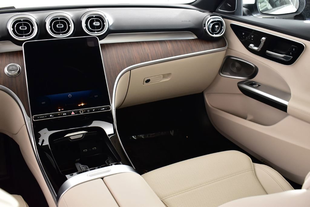Used 2026 Mercedes-Benz C 300 4MATIC Sedan image 19