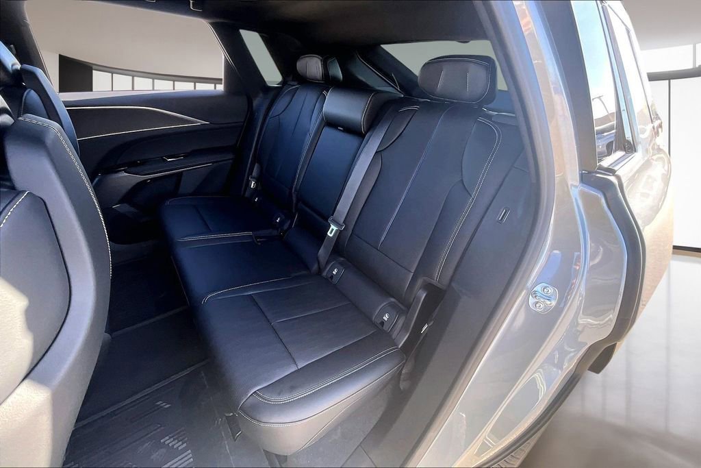 New 2026 Cadillac Lyriq Sport AWD/4WD image 10