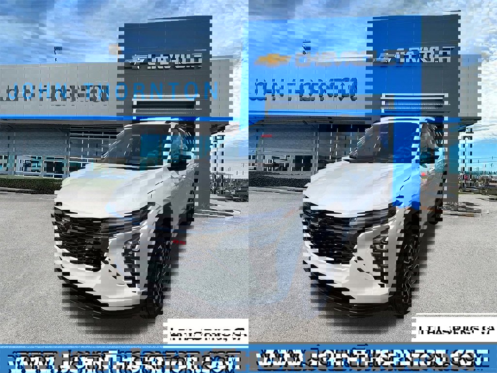 New 2026 Chevrolet Trax RS w/ Sunroof Package