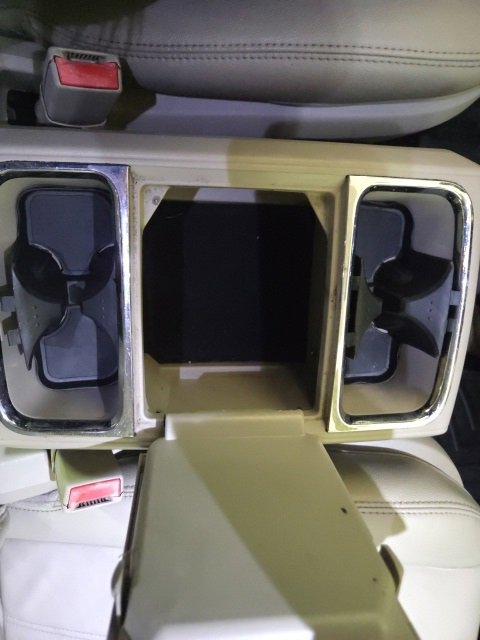 Used 2015 Chrysler Town & Country Touring image 45