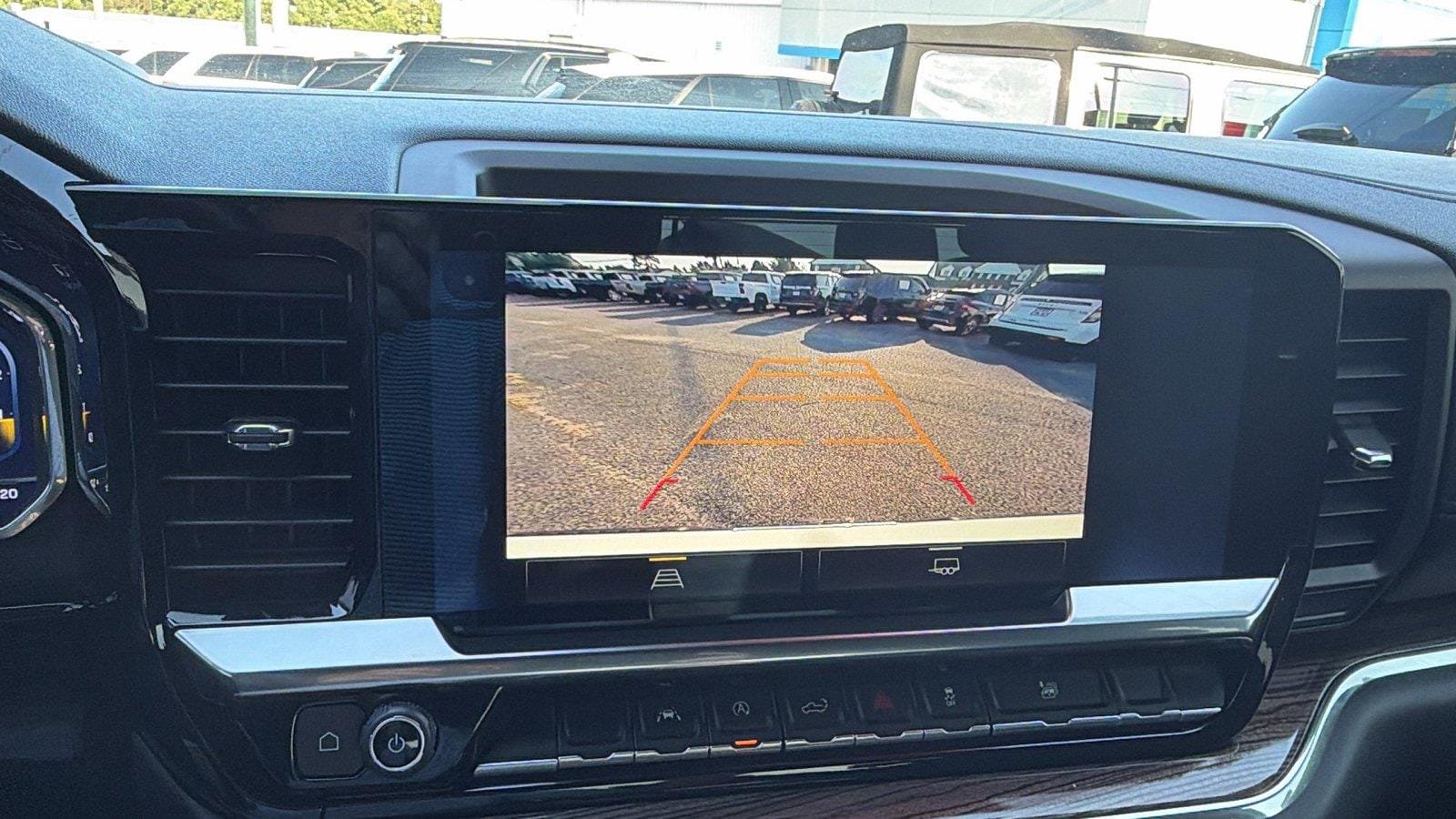 Used 2023 Chevrolet Silverado 1500 LT AWD/4WD image 30