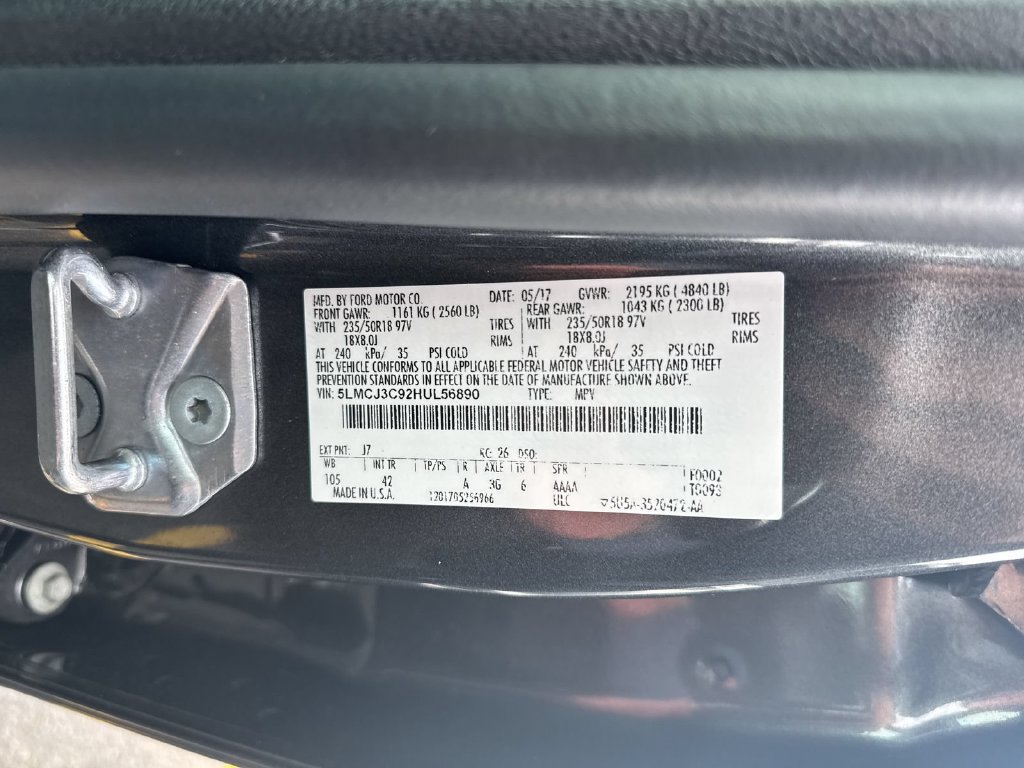 Used 2017 Lincoln MKC Reserve FWD image 21
