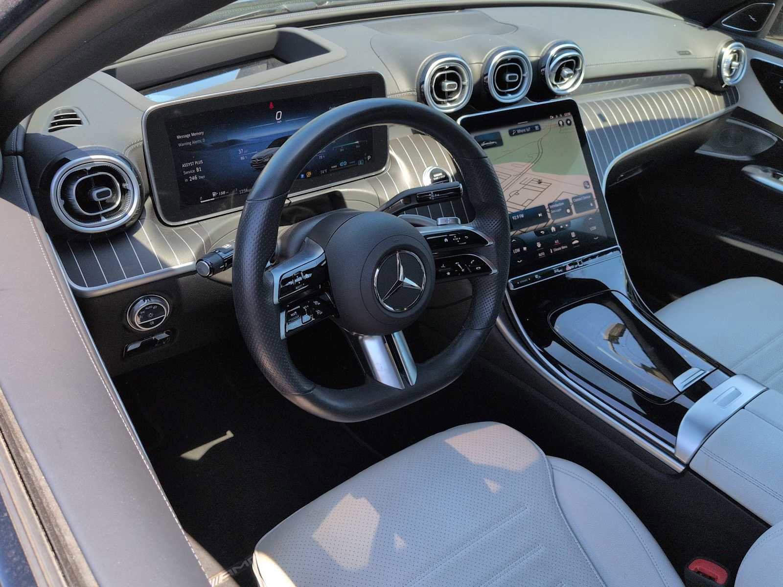 Used 2022 Mercedes-Benz C 300 4MATIC Sedan image 10