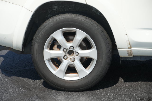 Used 2010 Toyota RAV4 Limited FWD image 9