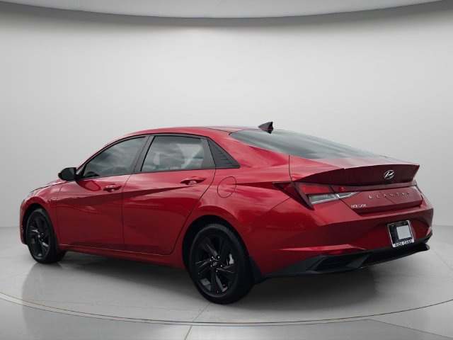 Used 2023 Hyundai Elantra SEL FWD image 6