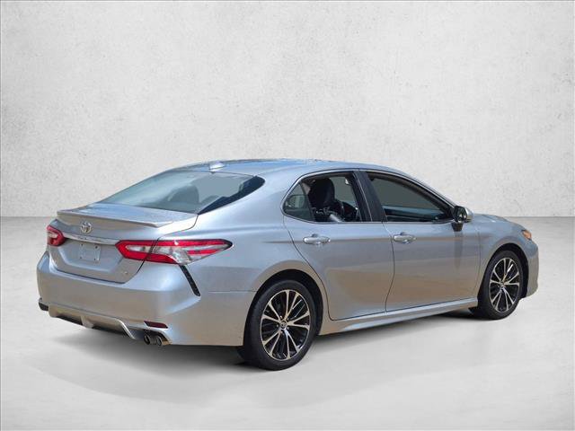Certified 2019 Toyota Camry SE w/ Convenience Package FWD image 5