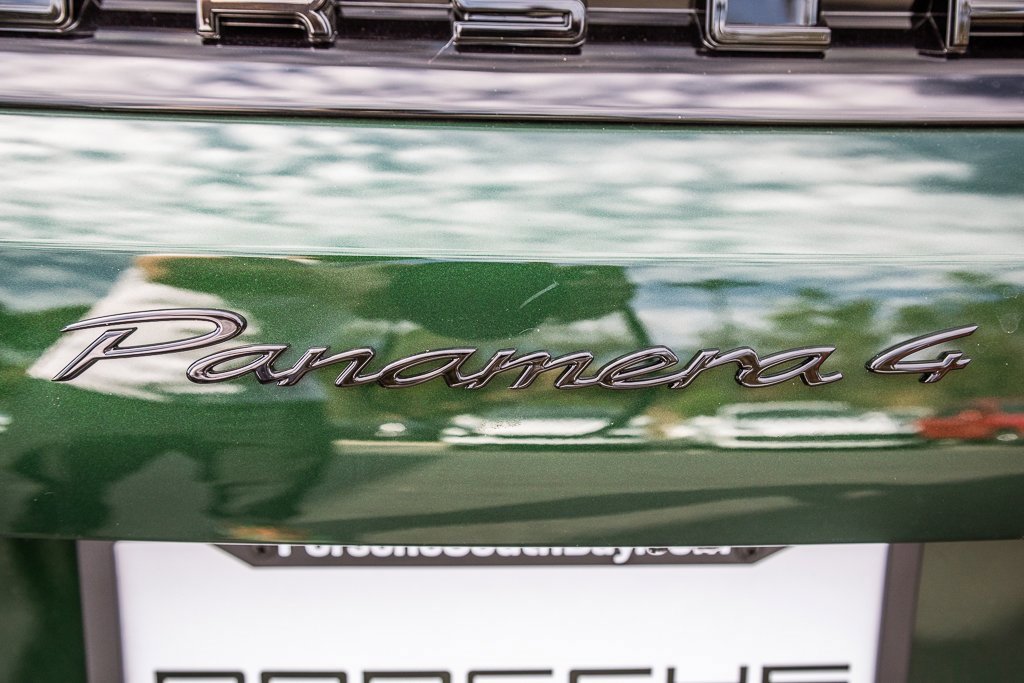 Used 2025 Porsche Panamera 4 image 27