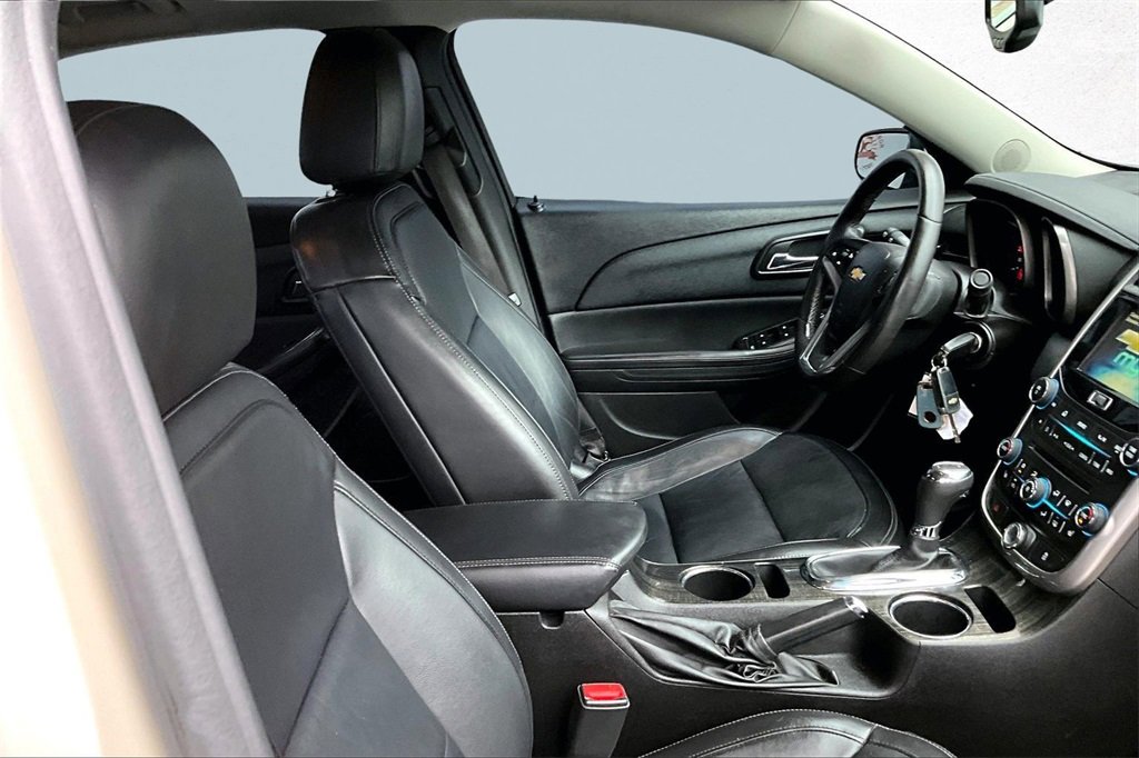 Used 2014 Chevrolet Malibu LT image 26