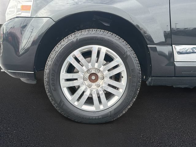 Used 2014 Lincoln Navigator 4WD image 33