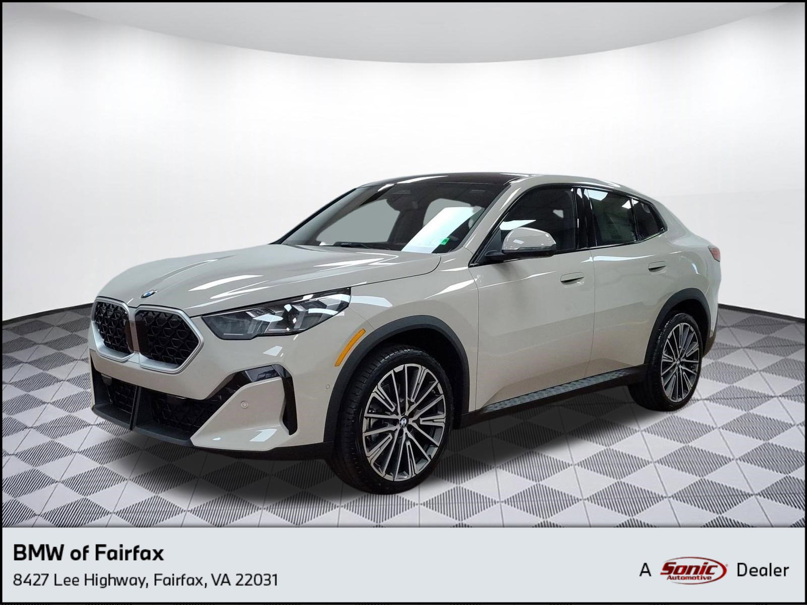 Used 2026 BMW X2 xDrive28i w/ Technology Package image 1