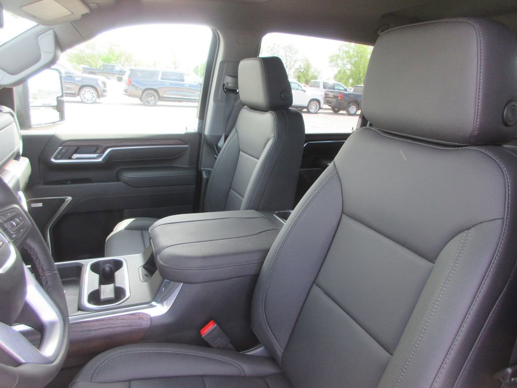 New 2026 GMC Sierra 2500 SLT w/ SLT Convenience Package image 12