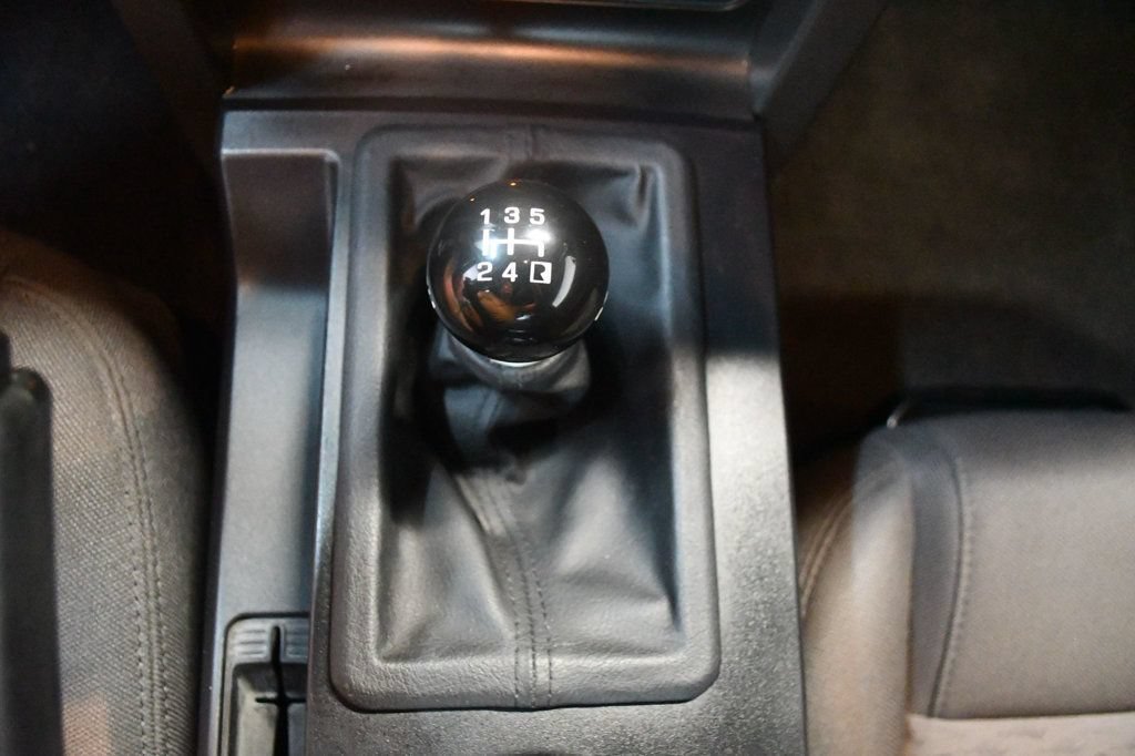 Used 2005 Ford Mustang GT RWD image 47