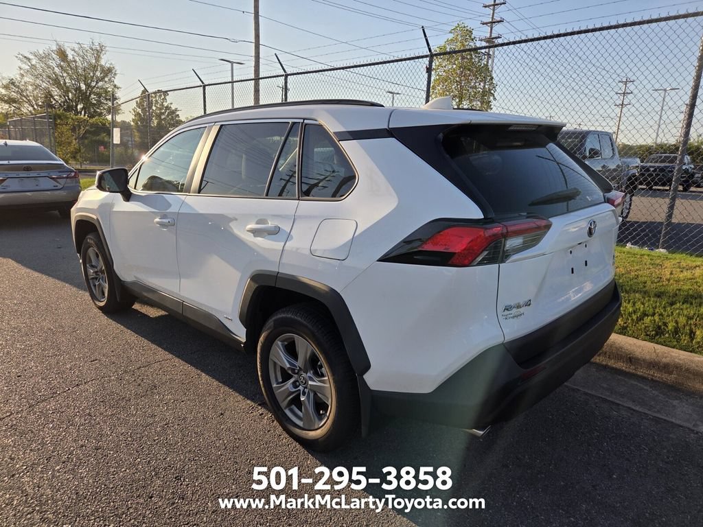 Used 2024 Toyota RAV4 XLE w/ Convenience Package AWD/4WD image 5