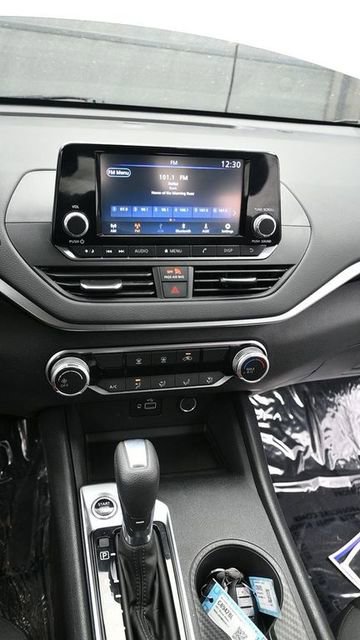 Used 2021 Nissan Altima 2.5 S FWD image 11