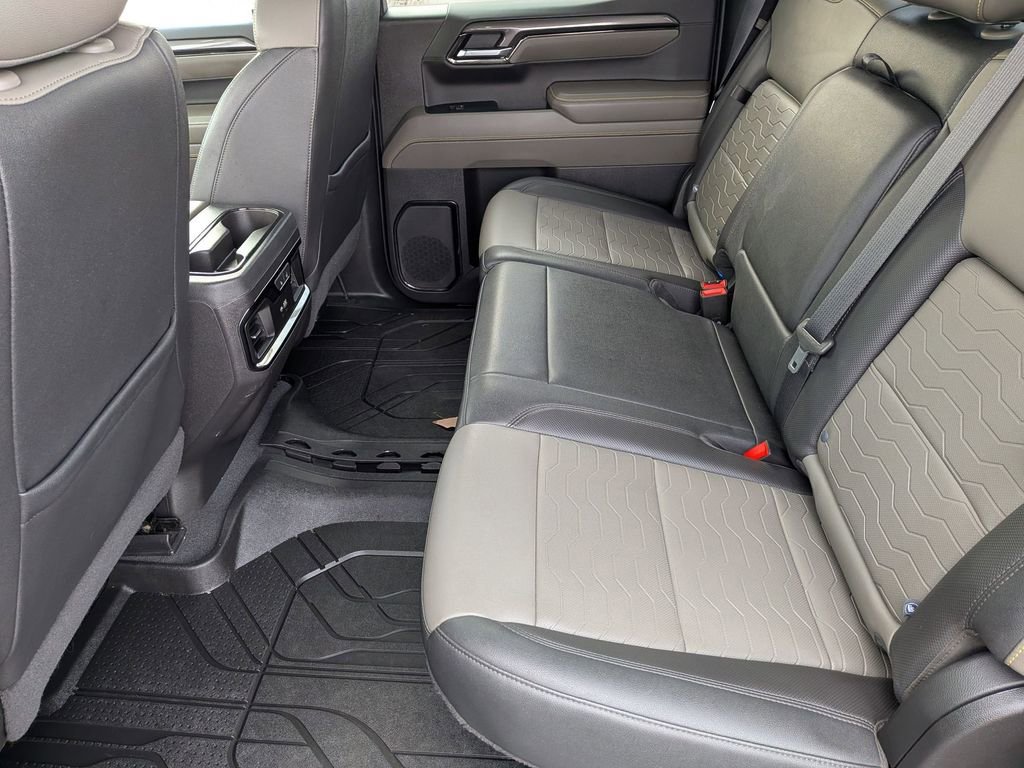 Used 2022 Chevrolet Silverado 1500 ZR2 w/ Technology Package image 16