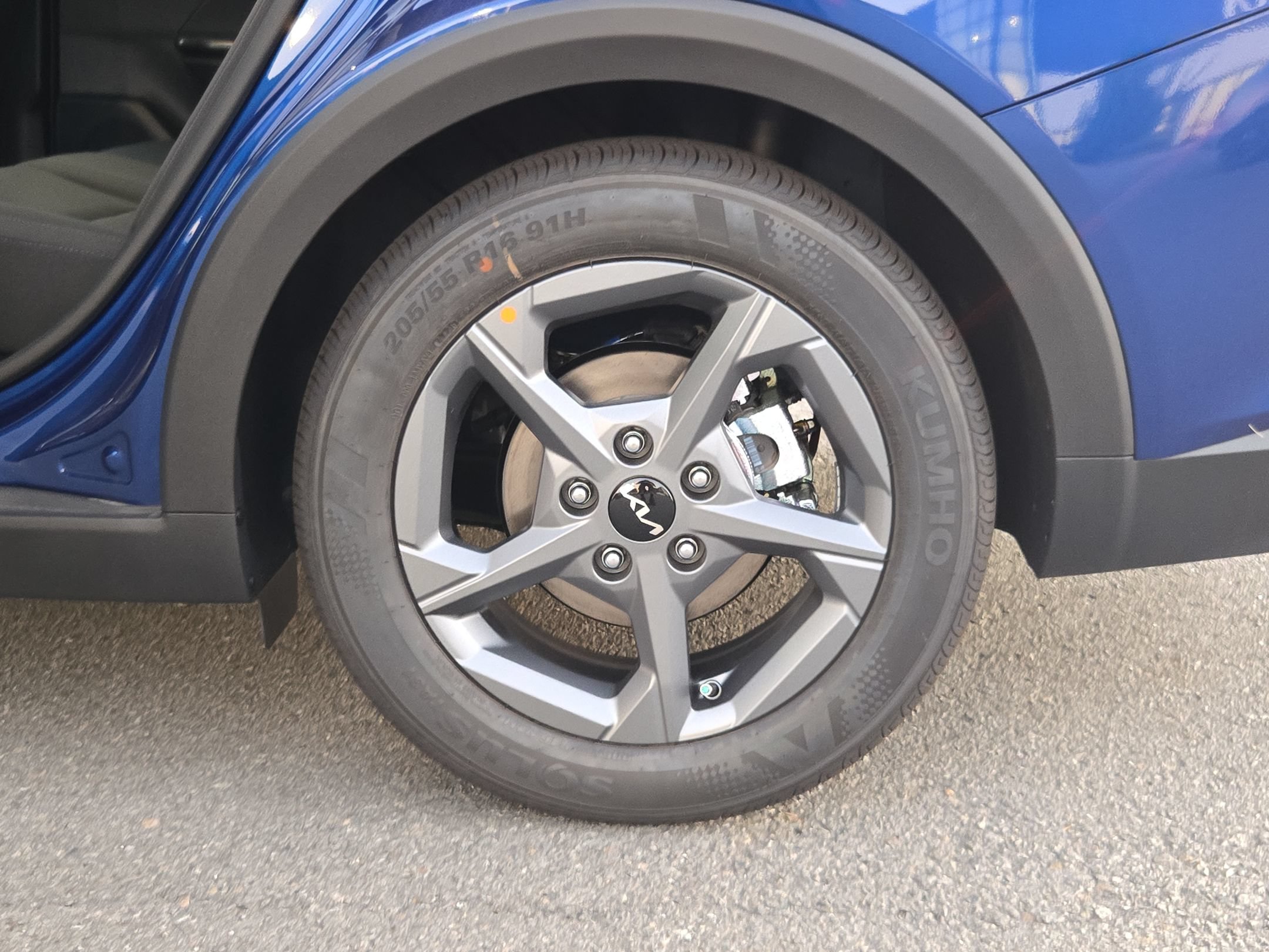 New 2026 Kia K4 FWD image 12